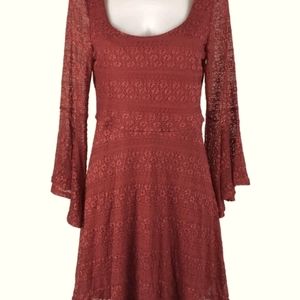 WOMENS RED MINI DRESS SIZE 8/10 - LARGE